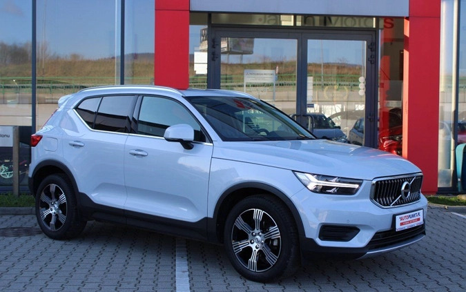 Volvo XC 40 cena 109900 przebieg: 152717, rok produkcji 2020 z Biała małe 781